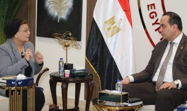 رئيس هيئة الرعاية الصحية يشيد بجهود مبادرة الألف الذهبية في الأقصر