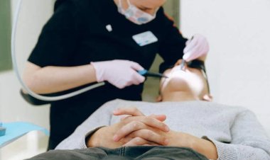 توفى بنزيف بالمخ بسبب خلع أسنانه.. تفاصيل