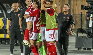 بقاضية أفشة.. الأهلي يفوز على بيراميدز بثلاثية في الدوري