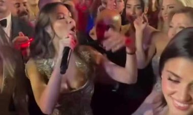 على أغنية «أخاصمك آه».. هاندا أرتشيل ترقص مع نانسي عجرم في زفاف نجل إيلي صعب