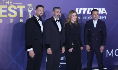 نجوم الفن والإعلام والرياضة يتألقون في حفل «الأفضل» بمنطقة الأهرامات