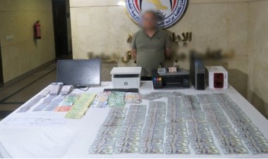 القبض على أجنبي لاتجاره فى النقد الأجنبى بنظام "المقاصة" وتزوير المحررات الرسمية بالجيزة 