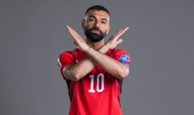 بأجواء فرعونية.. منتخب مصر يحتفل بعيد ميلاد صلاح | صور