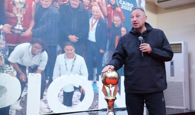 الخطيب يشهد حفل تكريم "سيدات السلة" ببطولة أمم إفريقيا