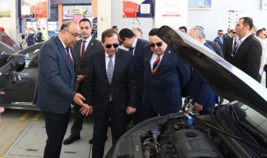 وزير البترول: انتشار منافذ تموين السيارات بالغاز نقلة نوعية