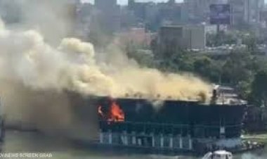 إخماد حريق نشب في مركب نيلي بمنطقة ركن فاروق بحلوان