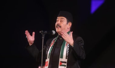 لطفى بوشناق يقدم تحية لفلسطين ومصر فى حفل افتتاح مهرجان الموسيقى العربية