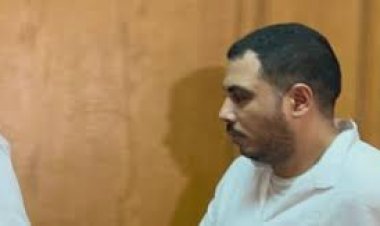 عاجل| وسط حراسة مشددة.. سفاح التجمع يصل إلى جلسة محاكمته  