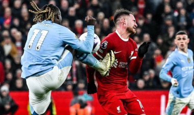 بعد لقطة «دوكو».. هل تعرض ليفربول لظلم تحكيمي في قمة مانشستر سيتي؟