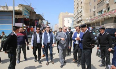 محافظ كفر الشيخ يقود حملة لإزالة الإشغالات بعدد من شوارع عاصمة المحافظة