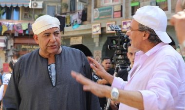 خالد يوسف: بيومي فؤاد قدم دور عمره في «الإسكندراني»