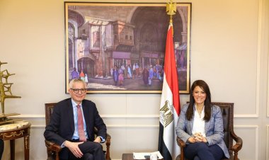 رانيا المشاط تُناقش آفاق التعاون مع وكالة تمويل الصادرات البريطانية