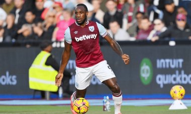 مهاجم "وست هام" يتعرض لحادث خطير