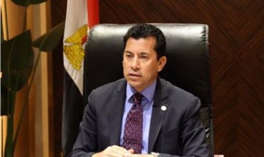 وزير الرياضة يغادر إلى المغرب لمؤازرة منتخب مصر أمام جيبوتي