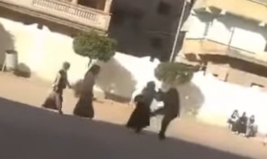 فتح تحقيق عاجل في واقعة تعدى مدير مدرسة على طالبتين بالبحيرة 
