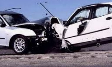 تصادم سيارة تقودها سيدة عربية بأخري ملاكي أعلى محور 26 يوليو 