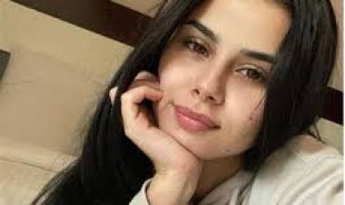 الحبس سنة لـ زوجة حارس عقار في اتهامها بسرقة الفنانة منة عرفة