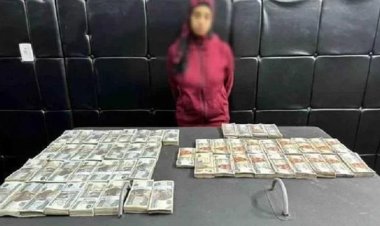 سقوط مستريحة الأجهزة الكهربائية في بورسعيد 