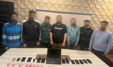 ضبط تشكيل عصابى  للنصب عبر مواقع التواصل بزعم بيع تكاتك ودرجات بأسعار مخفضة 