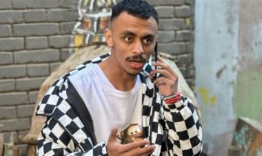 ياريت توفروا فلوس اللجان.. «كزبرة» يعلن عن مسلسله الجديد