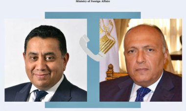 شكري يتلقى اتصالاً من وزير الدولة البريطاني للشرق الأوسط وشمال إفريقيا