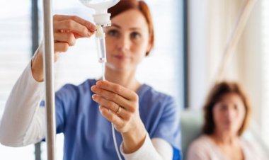 فتاوى شهر رمضان 2024.. هل المحلول يفطر؟