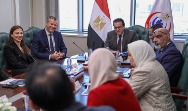 وزير الصحة يشهد توقيع بروتوكول تعاون لدراسة الأثر المالي والإكلينيكي للغسيل الكلوي البريتوني