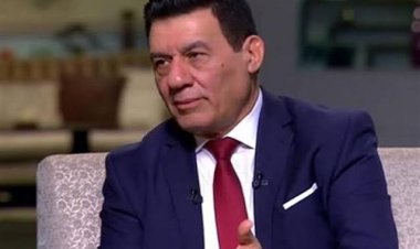 بعد تعرضه لحادث سير.. مدحت شلبي: اللي يجي في الريش بقشيش