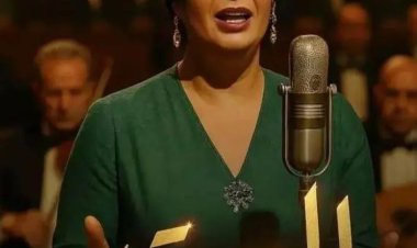 وفاء صادق تدافع عن منى زكي بعد الهجوم على فيلم "أم كلثوم"