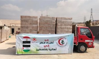 نقابة الأطباء تشارك في تجهيز وإعداد القافلة الثانية لدعم أهالي غزة