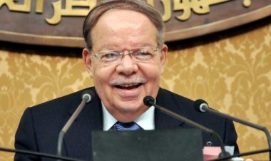 مجلس النواب ينعى الدكتور أحمد فتحي سرور خلال الجلسة العامة للنواب في مقره بالعاصمة الإدارية