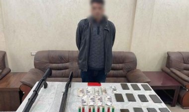 سقوط 10 عناصر إجرامية بحوزتهم كميات من المخدرات وأسلحة بـ2.6 مليون.. صور