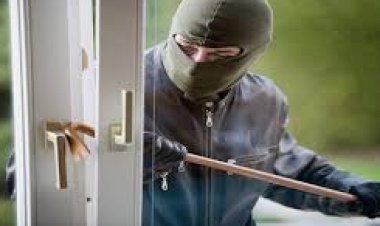 سرقة ذهب وساعات فاخرة من فيلا مخرج التلفزيون المصرى أشرف ناصر بالشيخ زايد