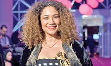 وفاة والدة الفنانة غالية بن علي.. والفنانة تنعاها بكلمات مؤثرة