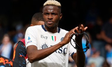 الأهلي السعودي يضع «أوسيمهن» في ورطة مع نابولي