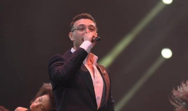 الشامي يتألق في أولى حفلاته بمهرجان موازين ويُفاجئ الجمهور بأغنية مغربية