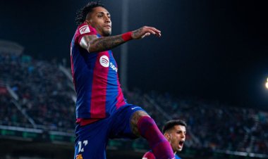 برشلونة ينتزع فوزا صعبا من لاس بالماس.. ويستمر بمطاردة ريال مدريد