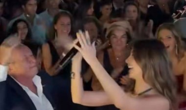 نجيب ساويرس يرقص على أنغام نانسي عجرم في حفل الجونة: "وقت الشغل شغل ووقت الرقص رقص"