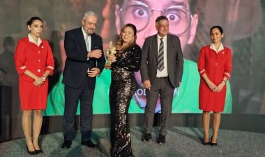 «للأذكياء فقط» يحصد جائزة أفضل مسلسل اجتماعي إنساني هادف لعام 2025 في ختام ICON Summit