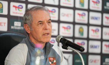 بسبب موقفه من حادث الطائرة.. كولر يهاجم الاتحاد الإفريقي