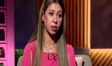 بعد كشفها لقصة خيانة خطيبها مع والدتها.. إيناس عز الدين تتقدم ببلاغات ضد التشهير بها