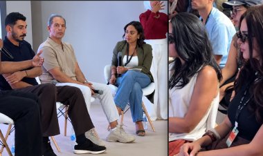 هنادي مهنا تتابع باهتمام ما يدور في  ندوة المخرجين كريم الشناوي ورامي إمام بمهرجان الجونة السينمائي