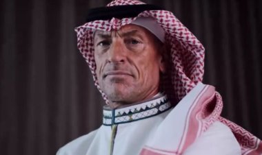 رسميا.. "رينارد" يعود إلى تدريب المنتخب السعودي