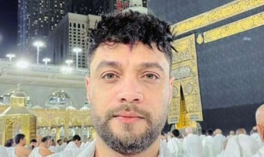 عمر كمال يروي موقفًا نادرًا لأحمد عامر رفض فيه الشهرة من أجل العمرة