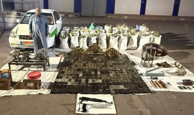 ضبط عنصر جنائي شديد الخطورة بحوزته طن و445 كيلو جرام مخدرات
