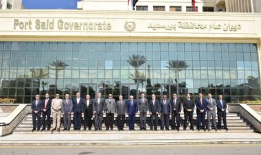 محافظ بورسعيد يستقبل رئيس الأكاديمية العربية للنقل البحري لبحث سبل تعزيز التعاون