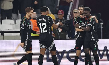 أرسنال يقسو على وست هام بخماسية في الدوري الإنجليزي