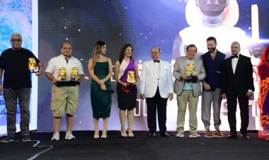 فيلم «عمارة الصحراء» يفوز بالجائزة الخضراء بمهرجان الغردقة السينمائي