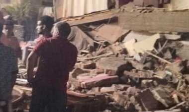 مصرع شخصين وإصابة 10 آخرين  فى حريق هائل بمخزن بمنشأة ناصر 