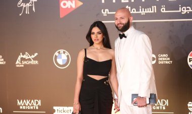 يارا قاسم بفستان من تصميم أيمن لحموني في افتتاح الجونة